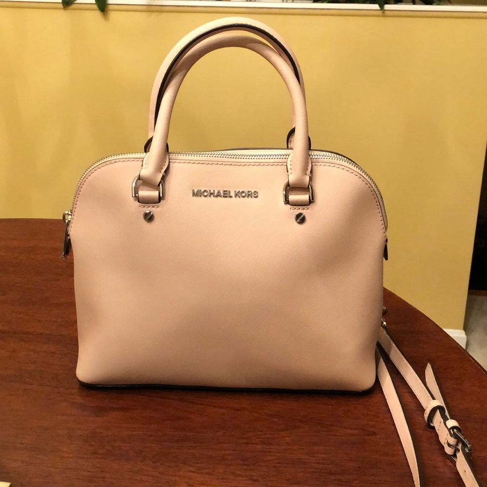 Michael Kors Hattie Bag with shoulder strap
